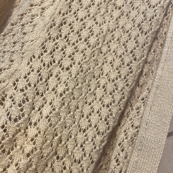 Ann Taylor size Medium Sweater good condition - Picture 3 of 4